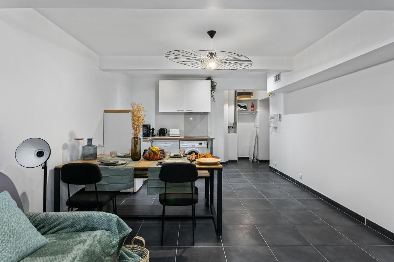 Saint Charles Apartments Montpellier Bagian luar foto