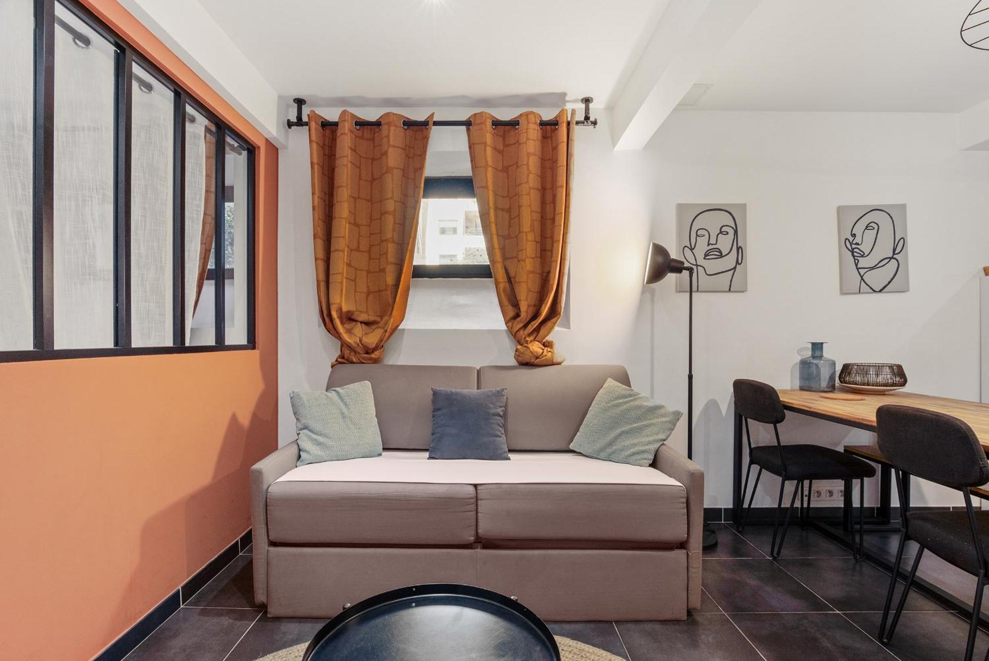 Saint Charles Apartments Montpellier Bagian luar foto